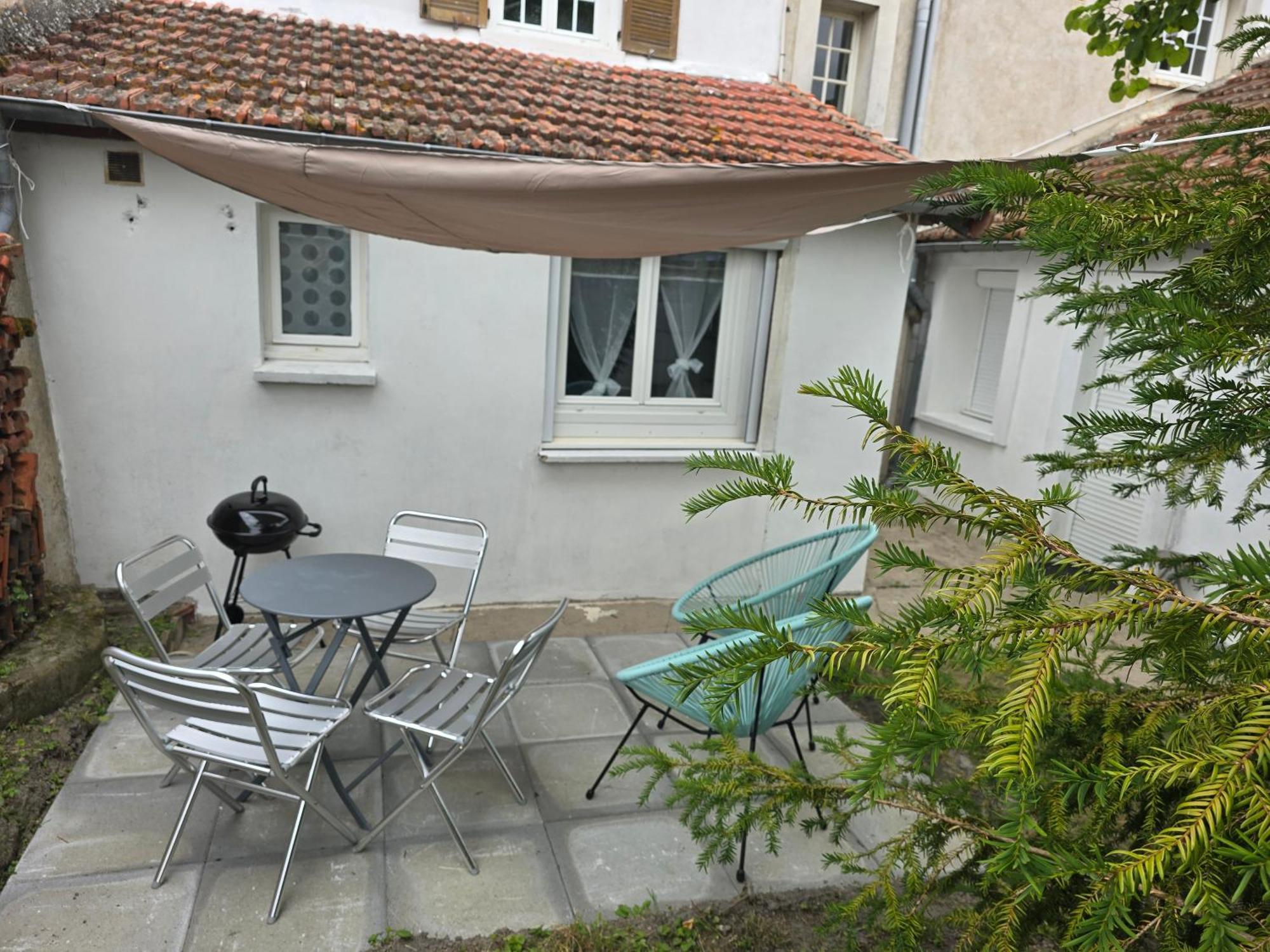 Appartement Cosy Étampes Kültér fotó